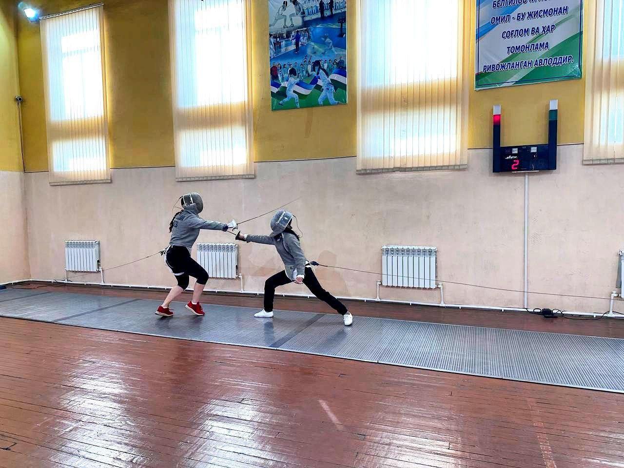 Фехтование studio image