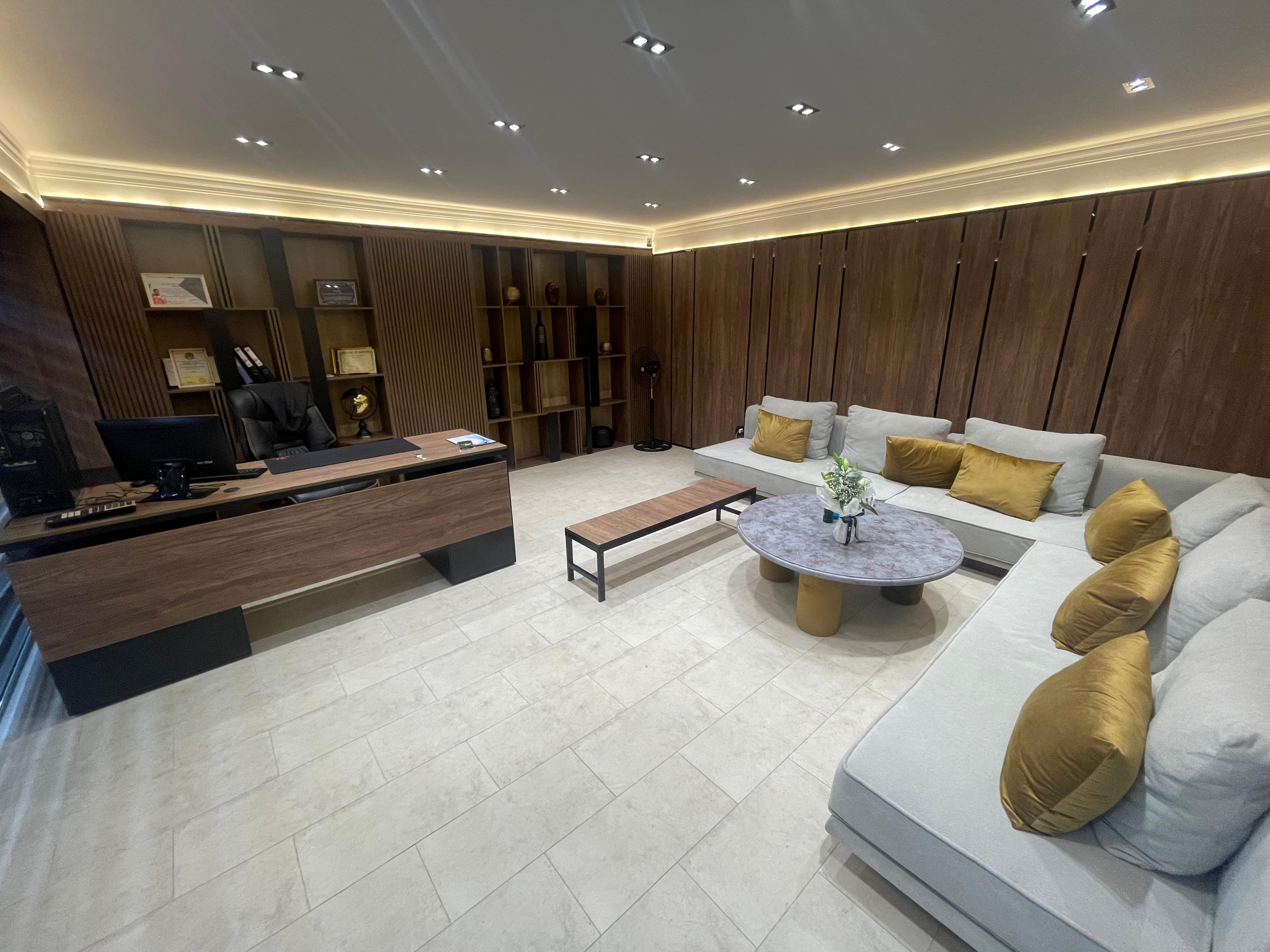 TM lines studio image