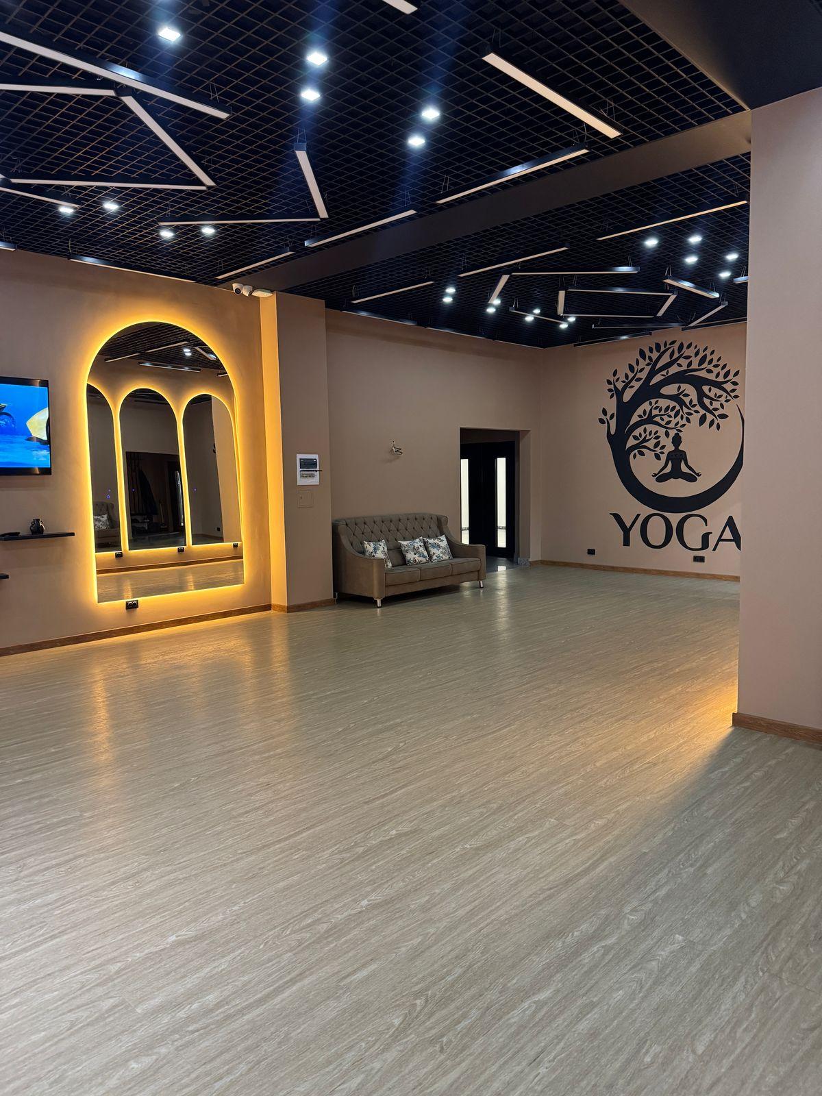 M Stretching studio image
