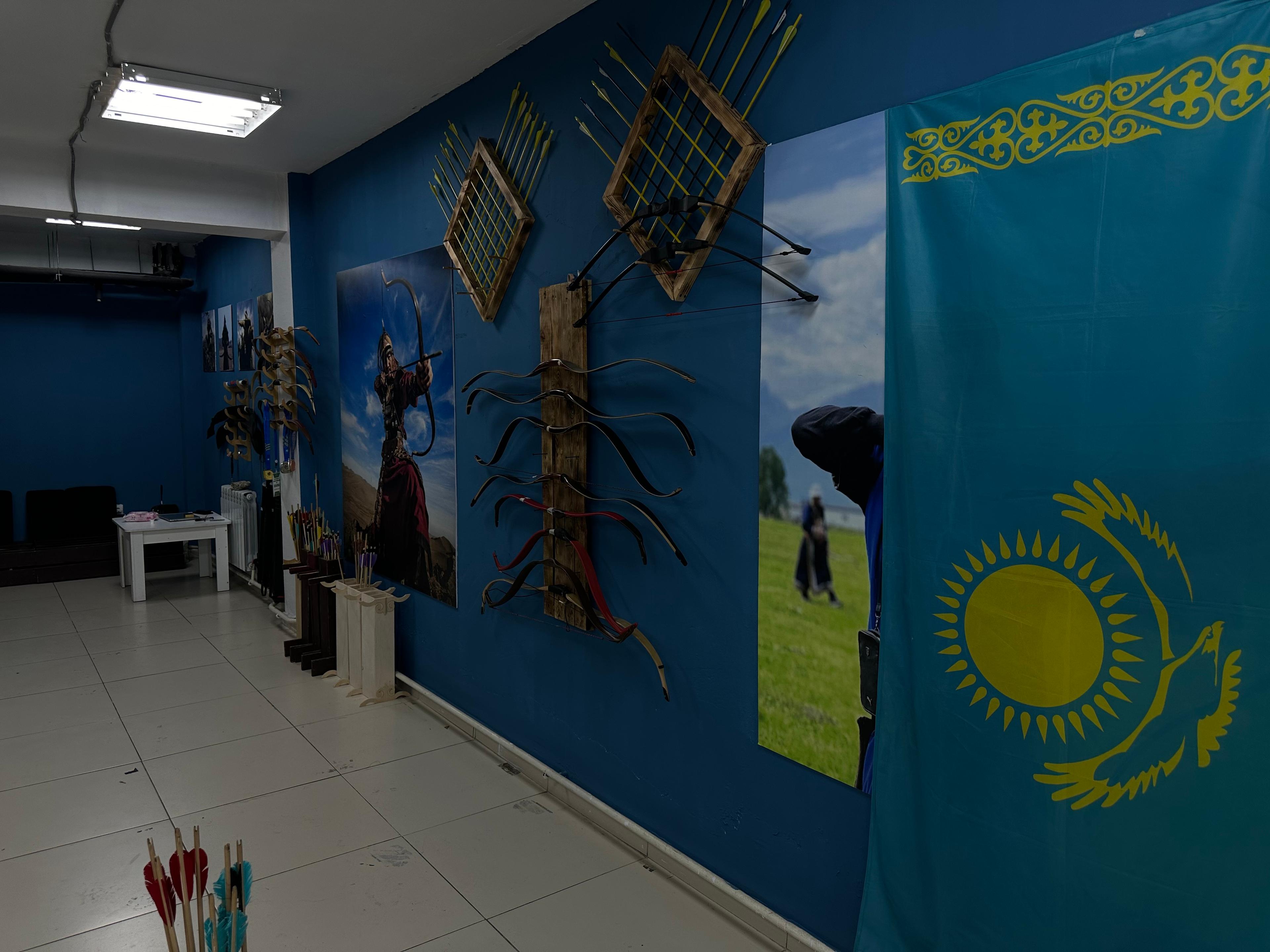 Стрельба из лука "ZHAUYNGER ARCHERY" studio image