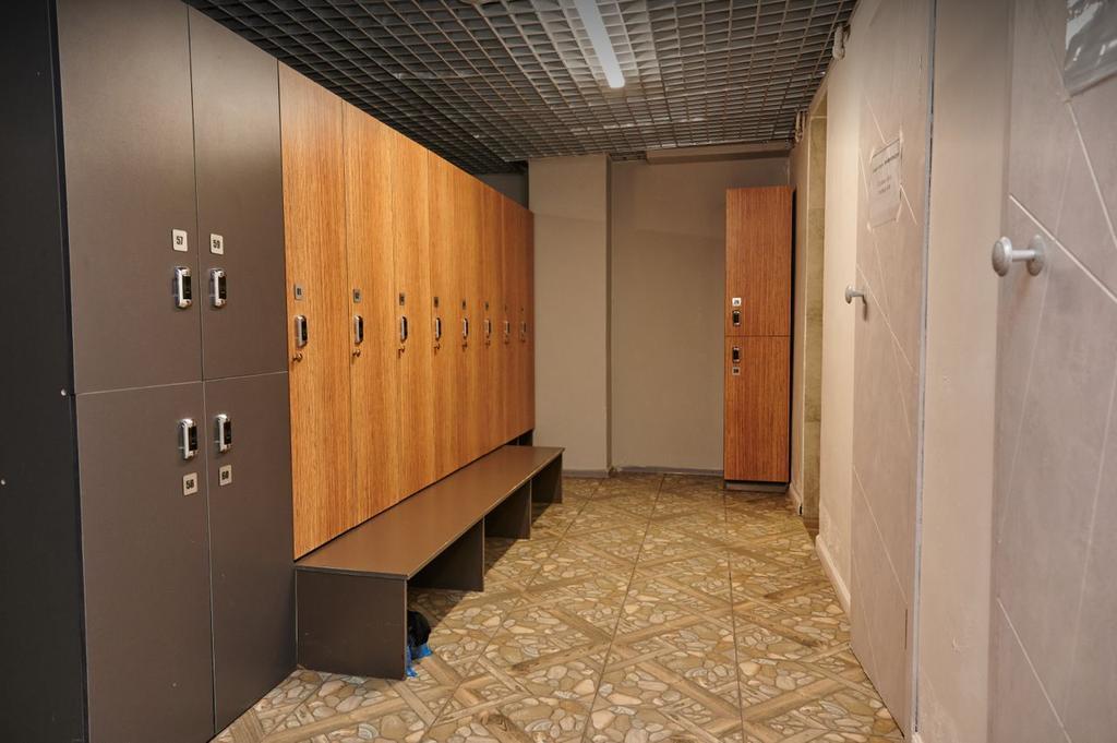 Champion Gym на Мухамедханова — фото 4