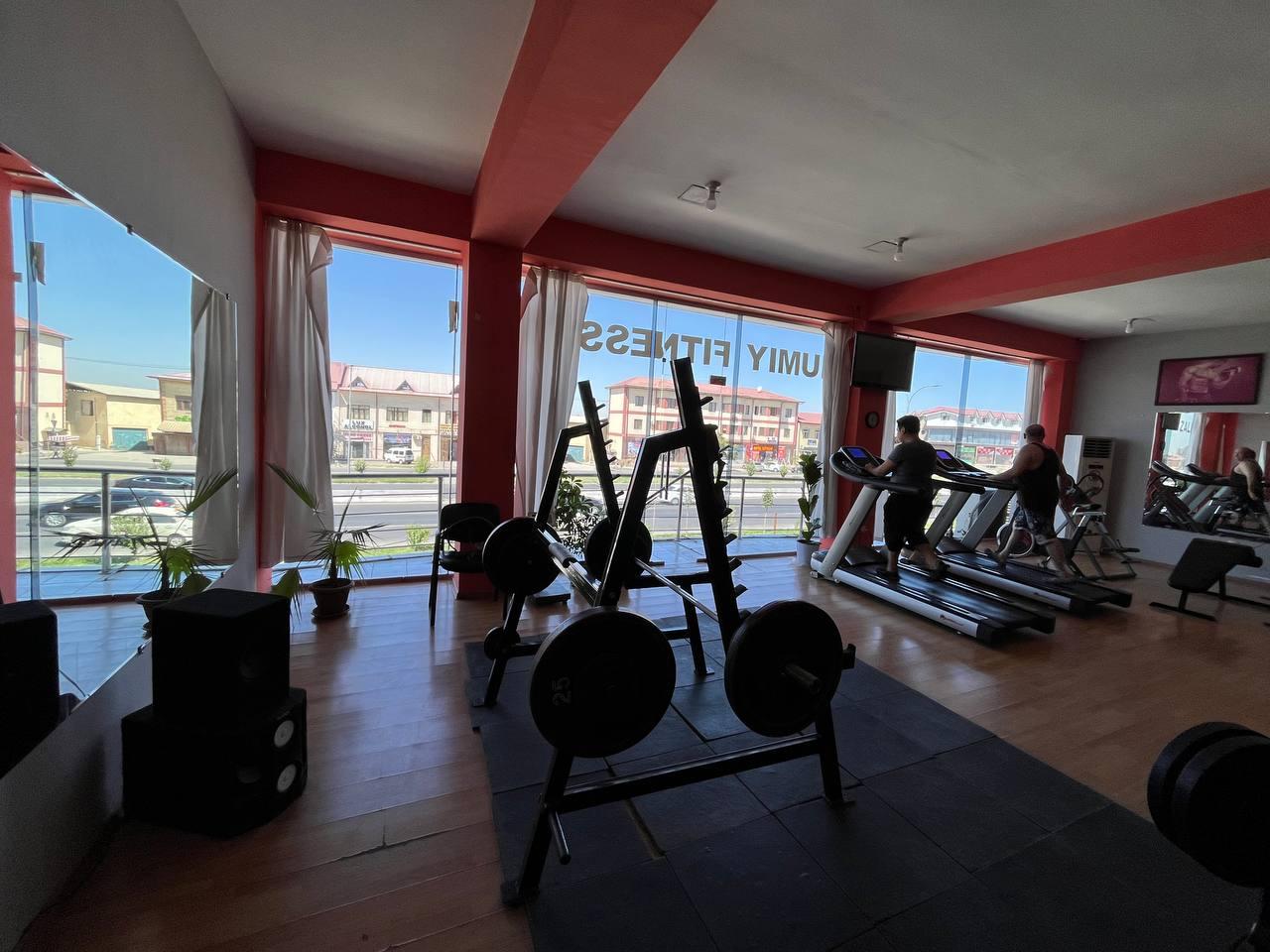 Premier Elite studio image