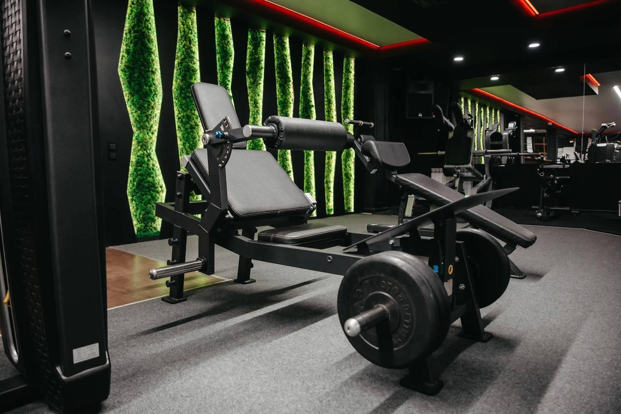 Фитнес-клуб World Gym studio image