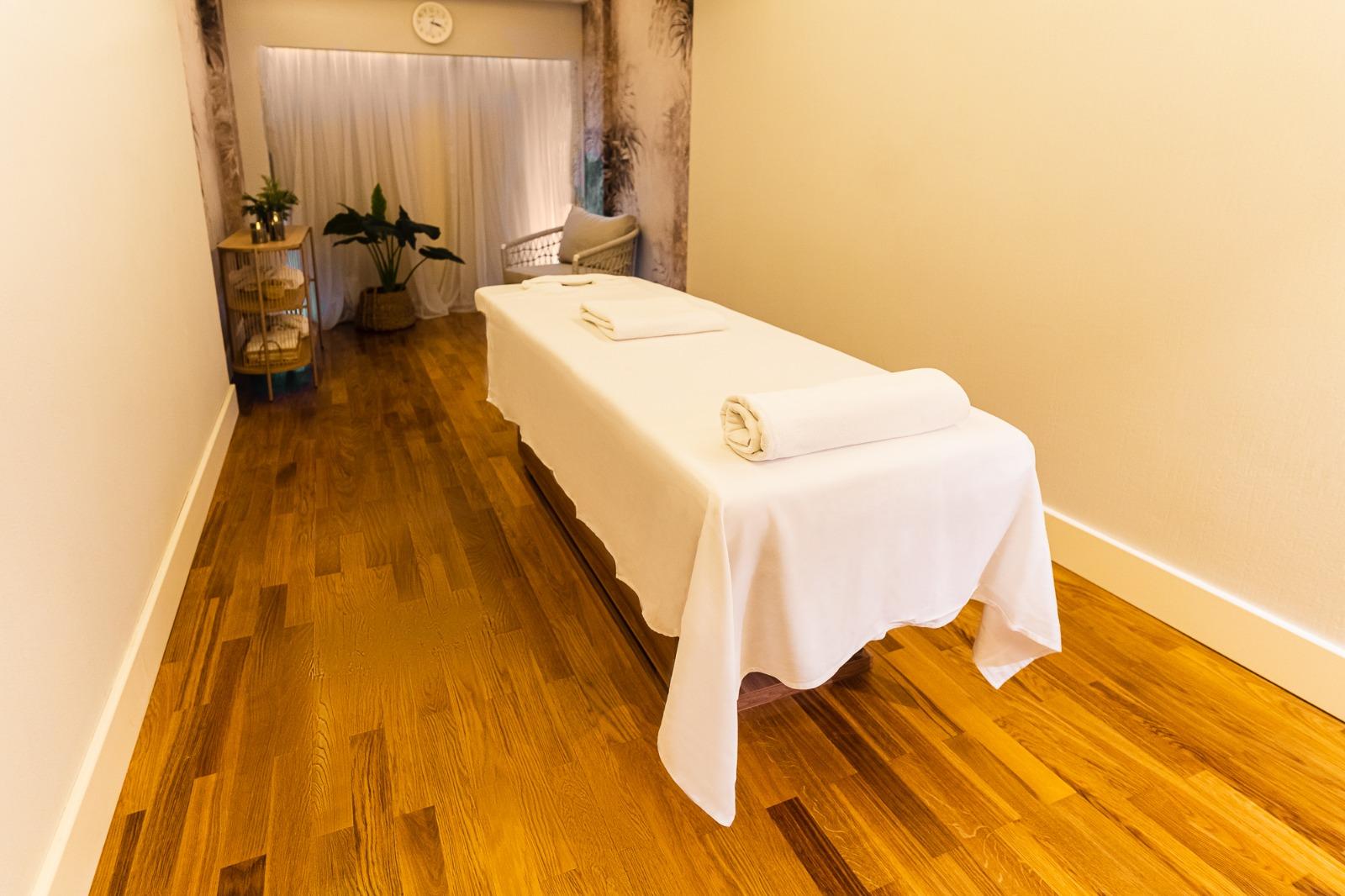 Mercure Baku City studio image